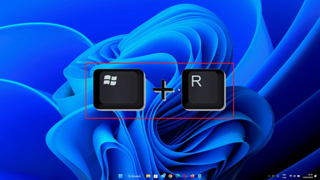 Presiona las teclas Windows + R