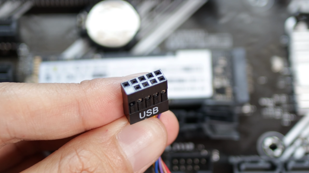 Conectamos el cable USB 2.0