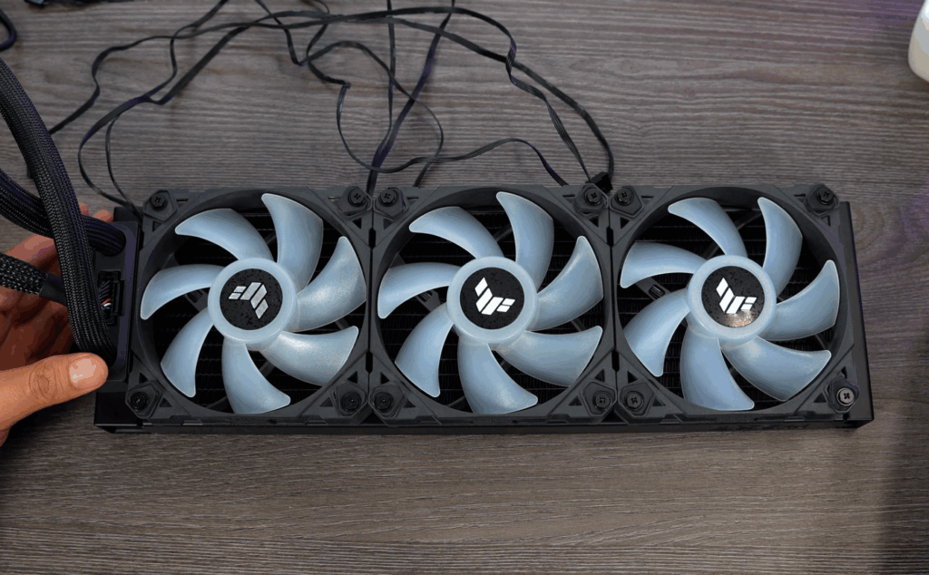 NZXT Kraken Elite 360 V2 - ventiladores